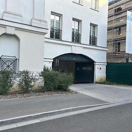 Le Cartier Appt F3, 7Mn Disneyland, Parking,Terrace Serris Eksteriør bilde